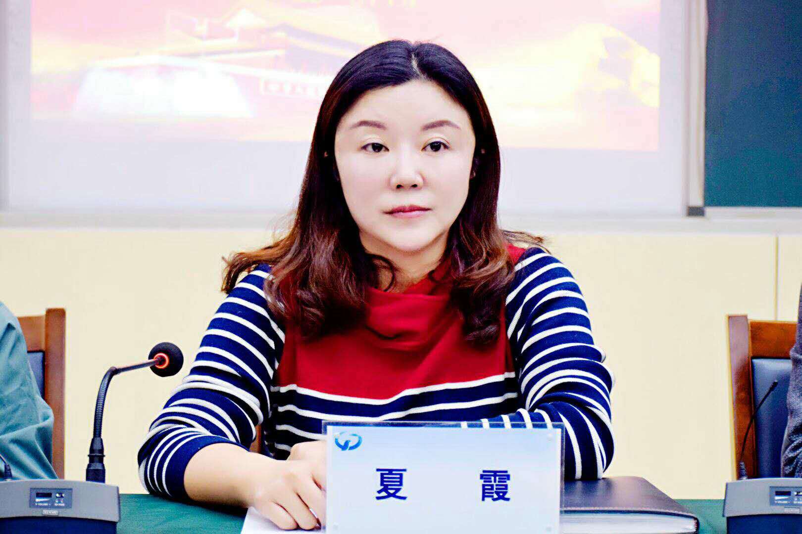8夏霞副校长宣布基层党校学员考核办法.JPG