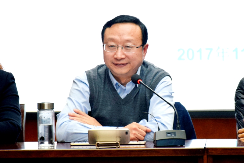 郑州47中校长叶小耀发言.jpg