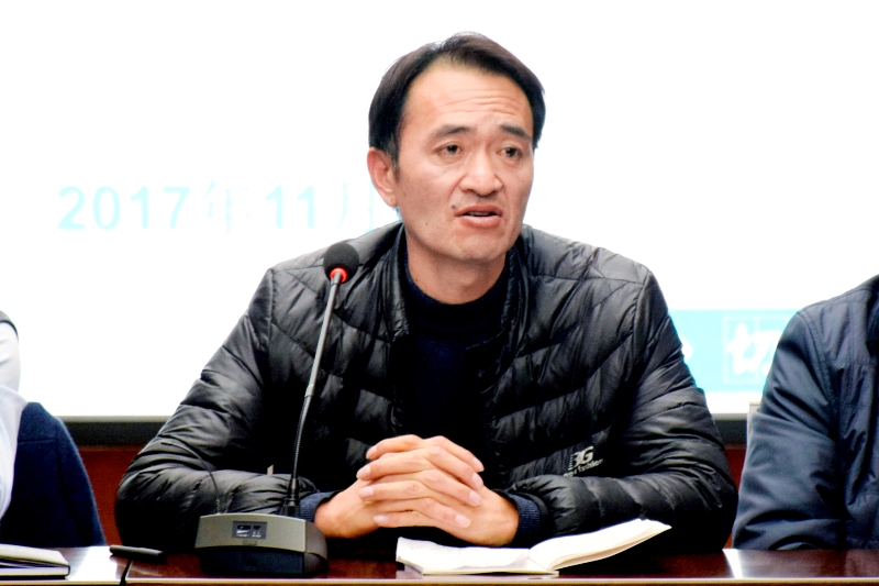 郑州47中党委书记王玉增发言.jpg