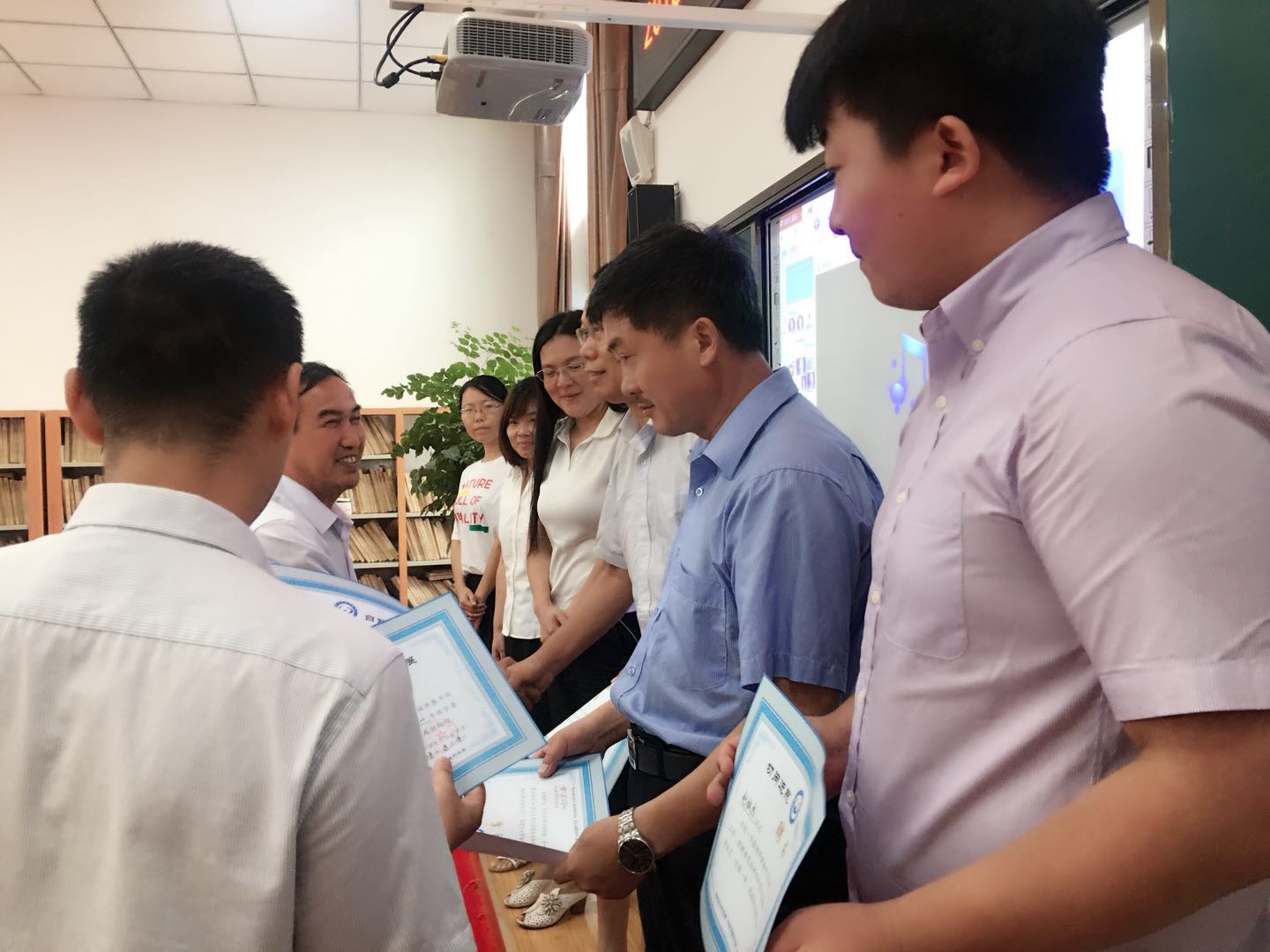 微信图片_20180816132228.jpg