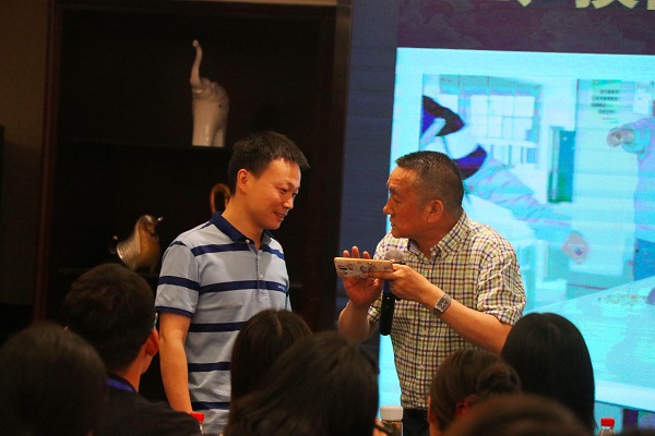 这位”爸爸“，你还有很多进步的空间.jpg