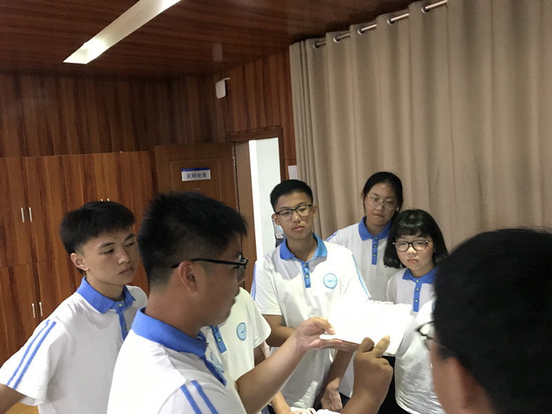 微信图片_20190815180152_副本.jpg