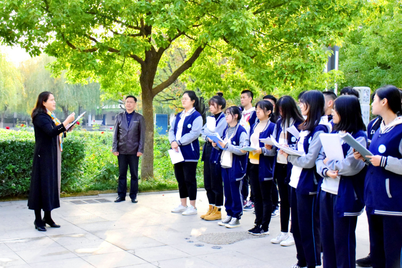 爱老师讲解2_meitu_1.jpg